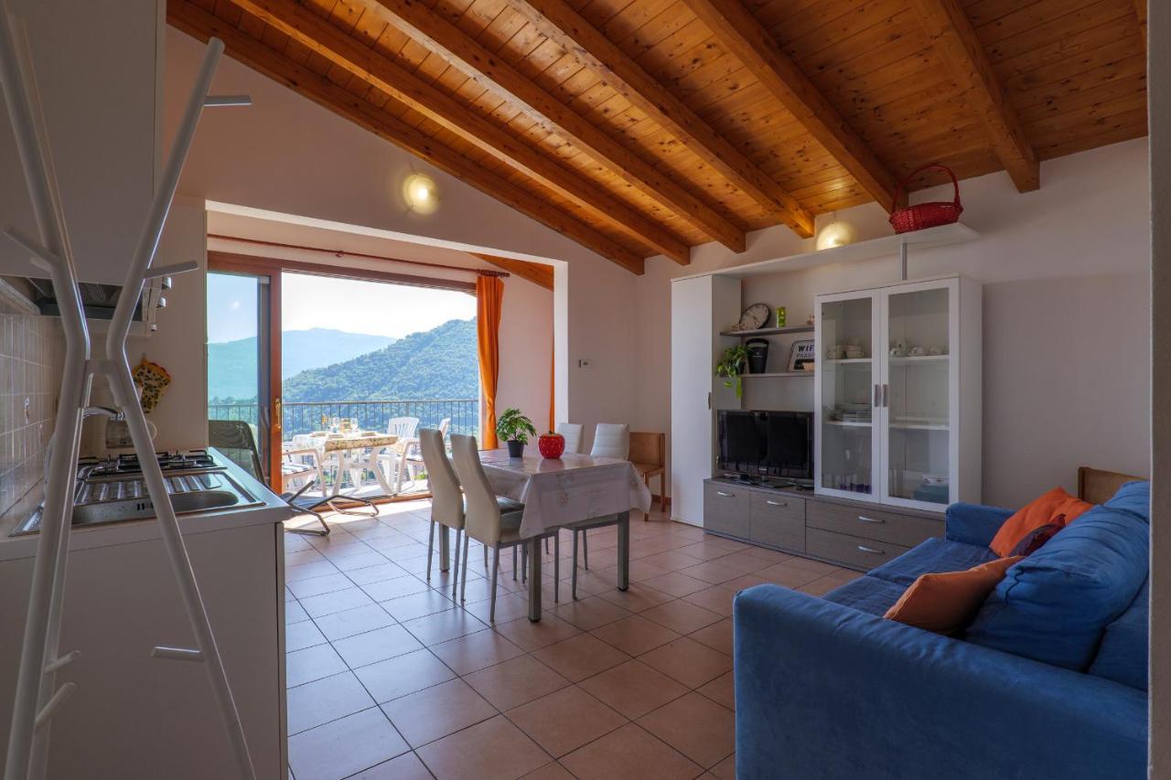 شقة Panoramic'S Loft Tramonto فيربانيا المظهر الخارجي الصورة