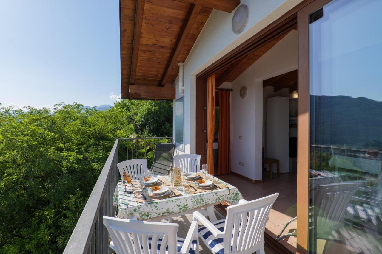 شقة Panoramic'S Loft Tramonto فيربانيا المظهر الخارجي الصورة